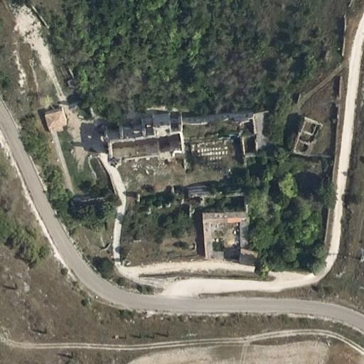 Vista aérea de Monasterio de Santa María de la Armedilla, lugar abandonado en Cogeces del Monte (Valladolid)