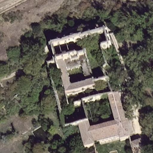 Vista aérea de Real monasterio de Nuestra Señora de Fresdelval, lugar abandonado en Burgos
